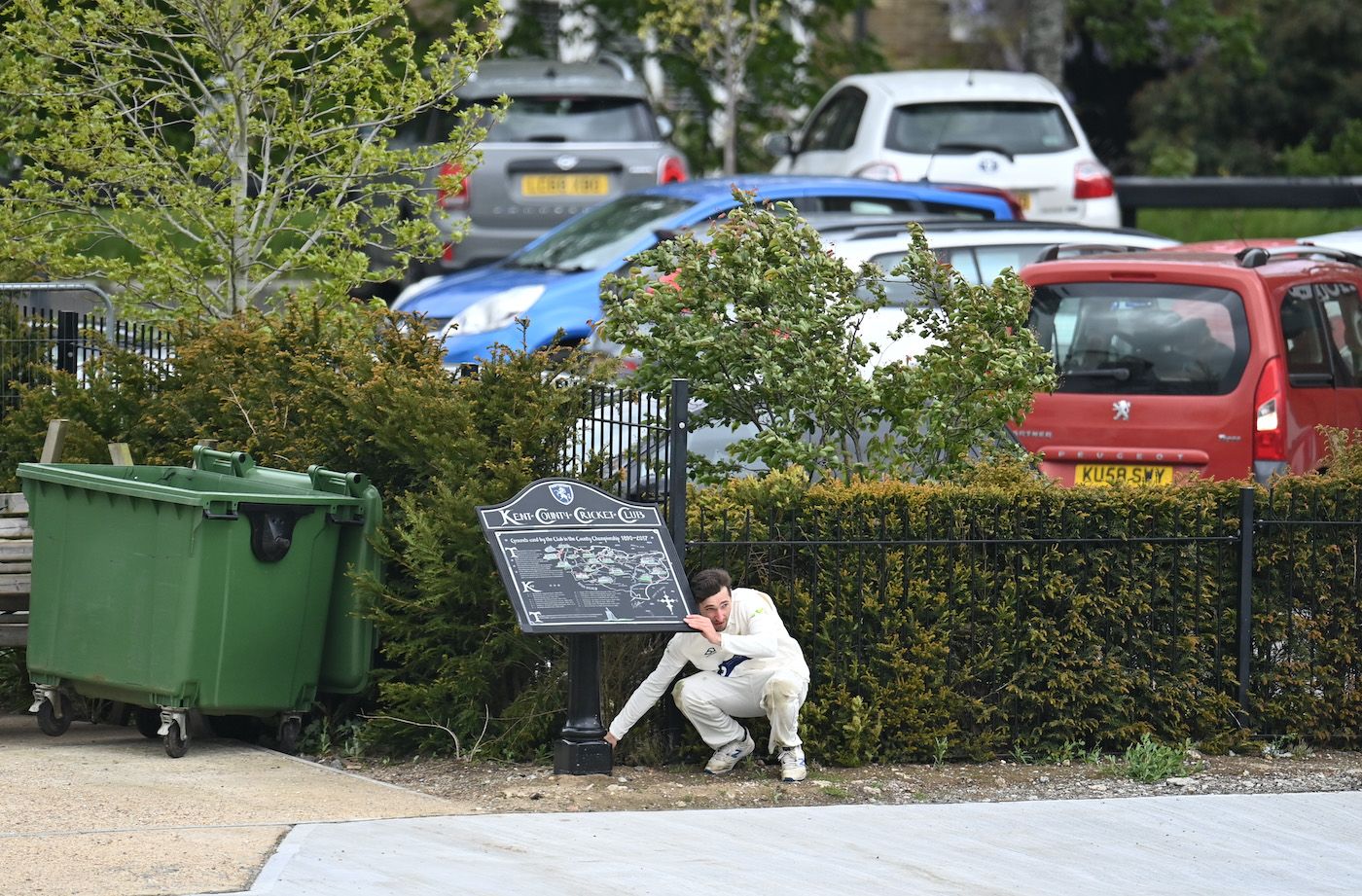Andrew Salter searches for a ball hit to the boundary Darren Stevens