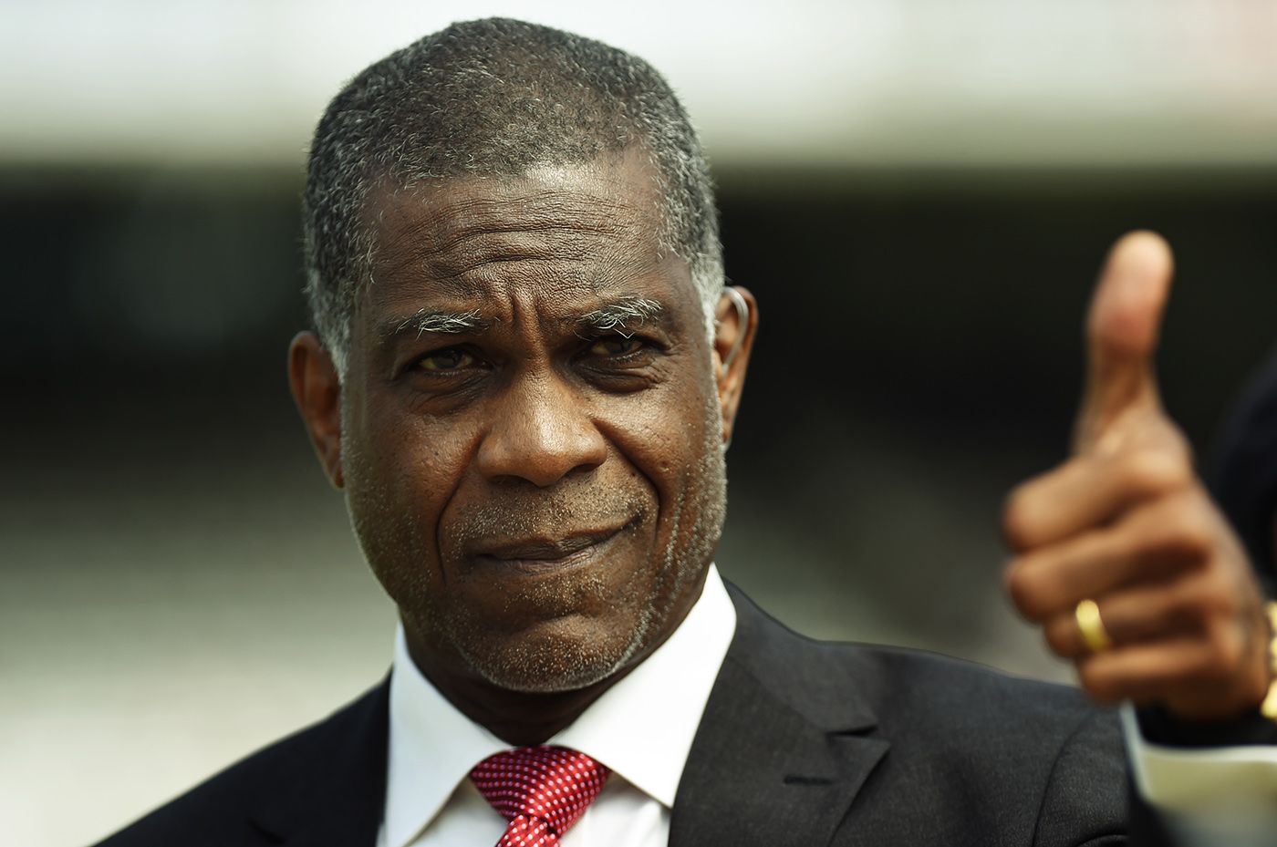 Michael Holding gives a thumbs up