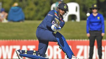 Mandhana, Renuka out of quarantine; set to be available for remaining ODIs