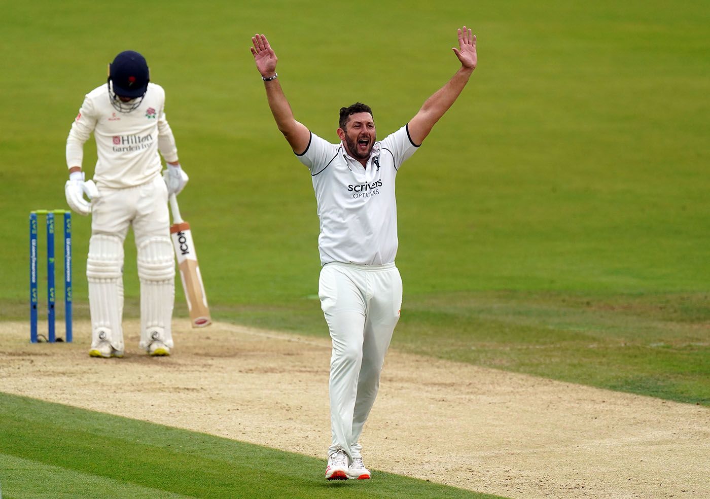 Tim Bresnan belts out an lbw appeal