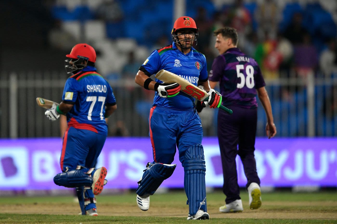 Mohammad Shahzad and Hazratullah Zazai steal a single