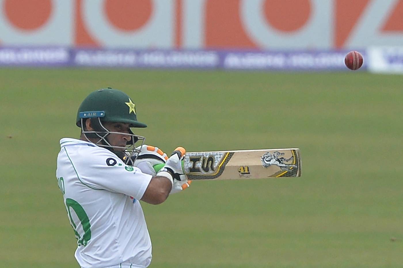 Abid Ali made a positive start again