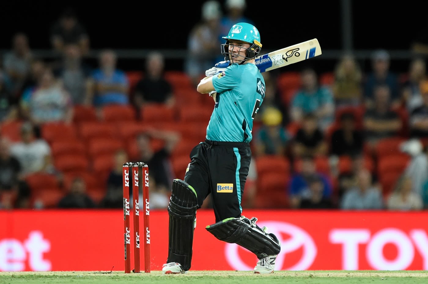 Sam Heazlett made a 29-ball 44