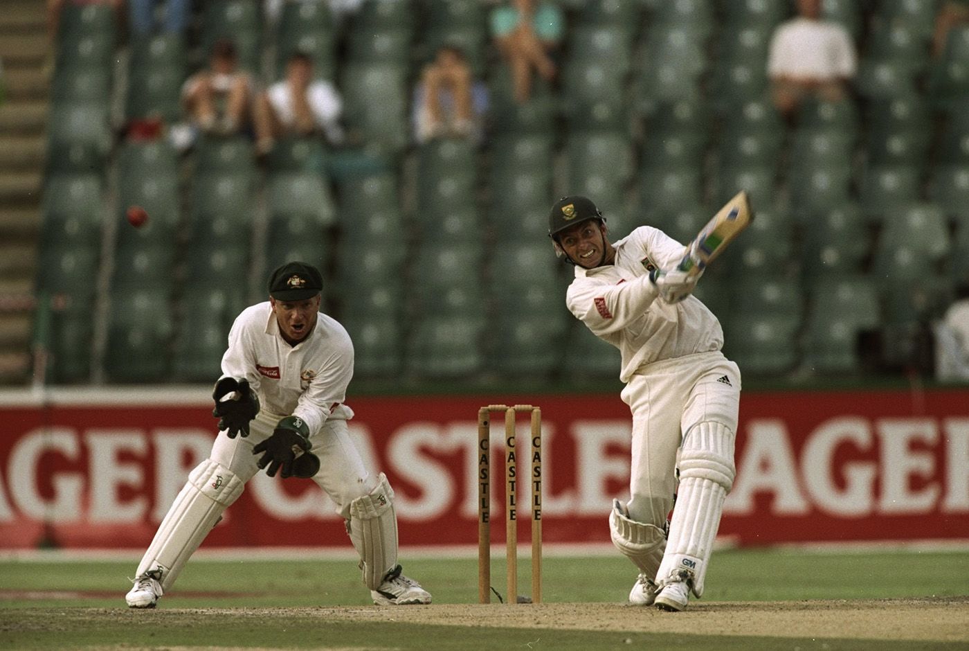 Dave Richardson bats