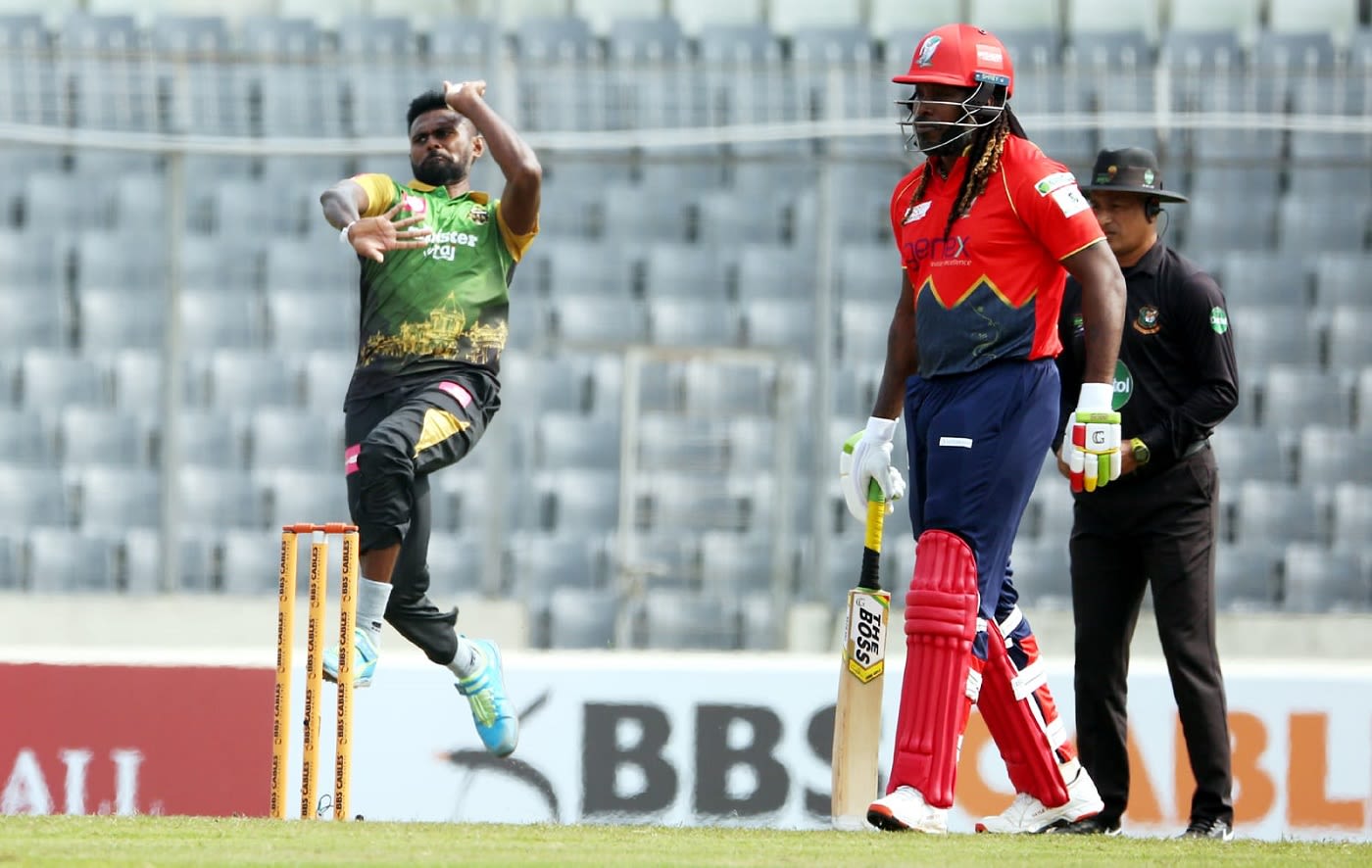 Isuru Udana took 2 for 29 in his four overs
