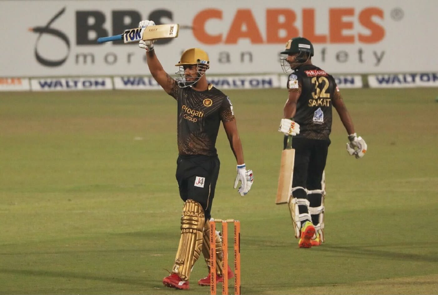 Lendl Simmons hit the first hundred of BPL 2022
