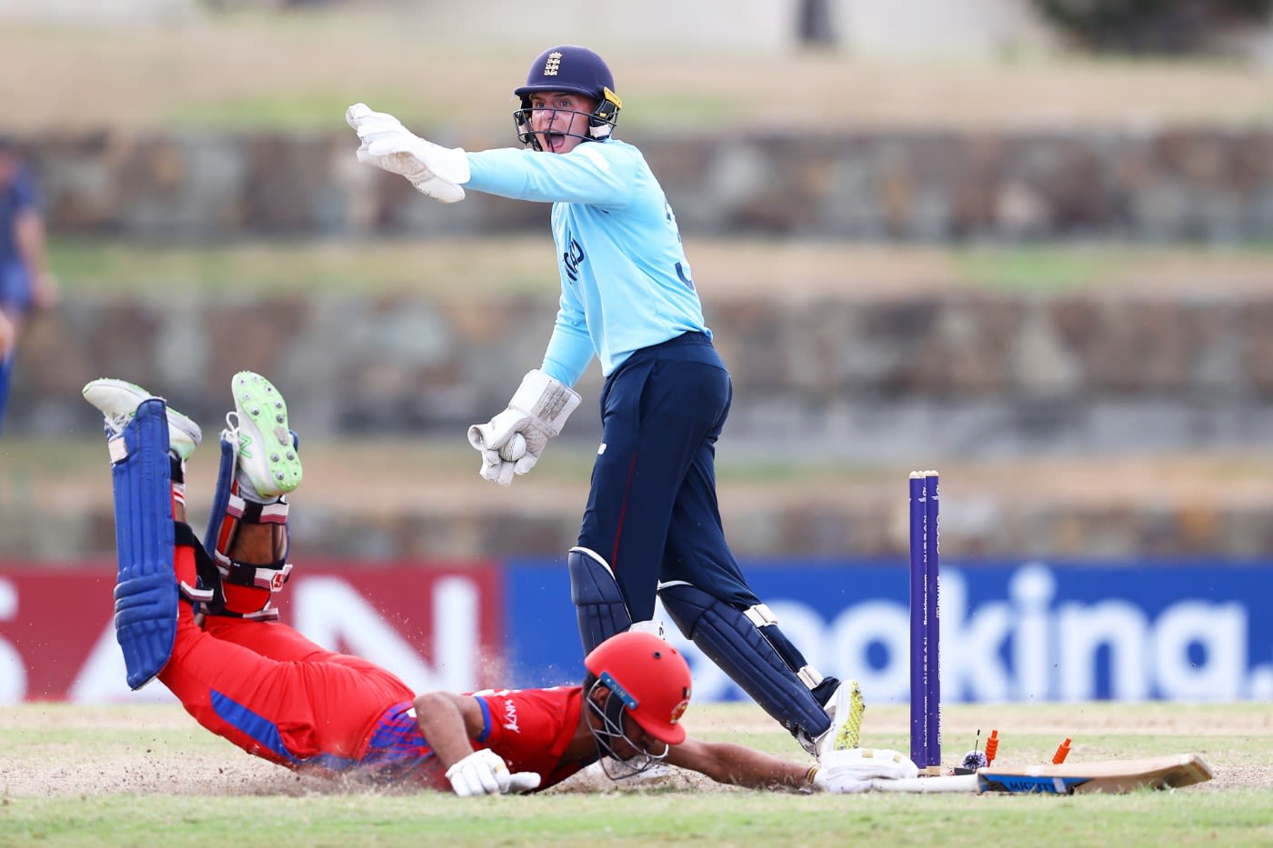 Alex Horton completes the run-out of Mohammad Ishaq