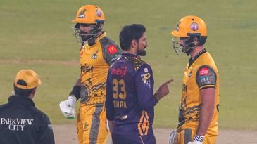 Tanvir, Cutting revive old feud, pick up 15% fines in PSL