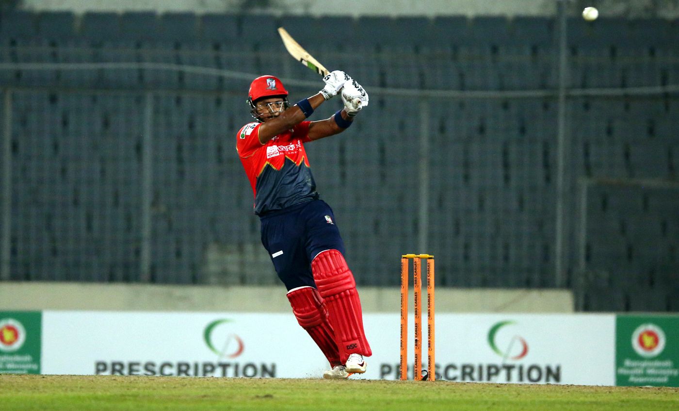 Shykat Ali lays into a pull on his way to a 34-ball 58