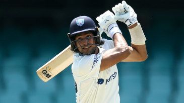 Jason Sangha and Mackenzie Harvey sign with South Australia