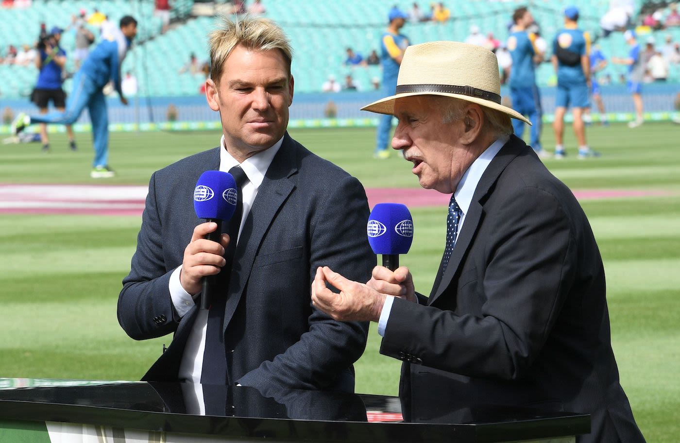 Shane Warne and Ian Chappell commentate for Channel 9