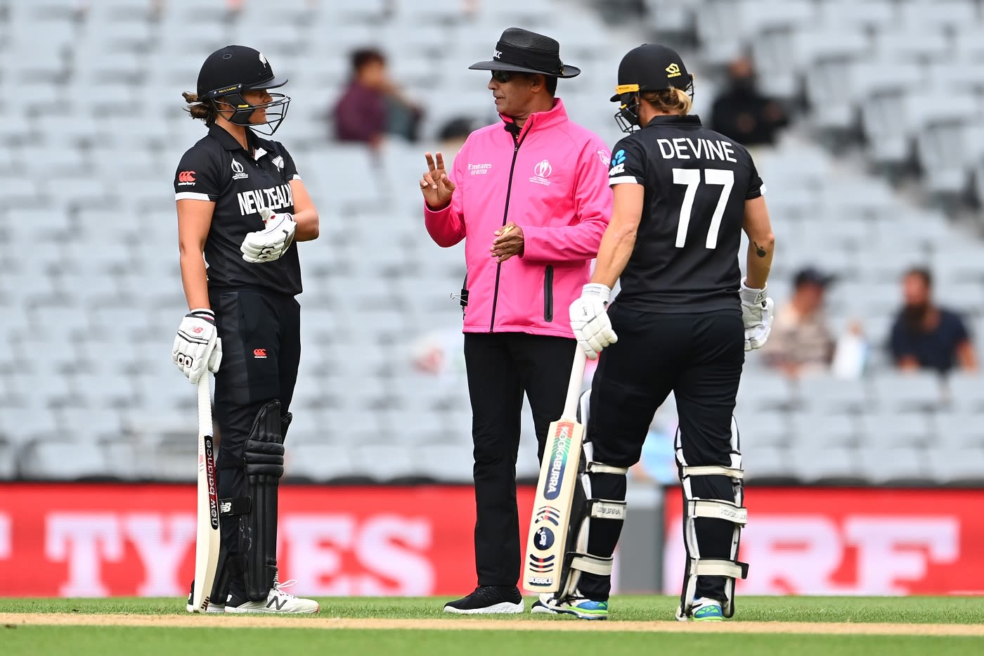 Umpire Ruchira Palliyaguruge had a word with both Suzie Bates and Sophie Devine for batting out of the crease