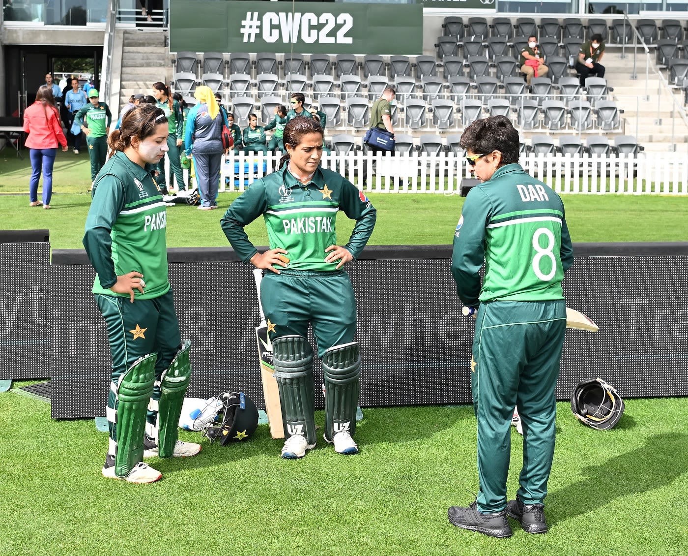 Nida Dar, Nahida Khan and Sidra Ameen discuss batting