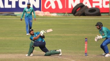 DPL: Dhanmondi top first phase, Naeem and Anamul cross 700 runs
