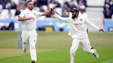 Dane Paterson, James Pattinson make short work of Sussex to fire Notts towards title