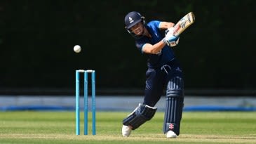 Winfield-Hill innings boosts Diamonds' finals hopes