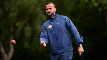 Owais Shah makes Middlesex return as white-ball batting consultant