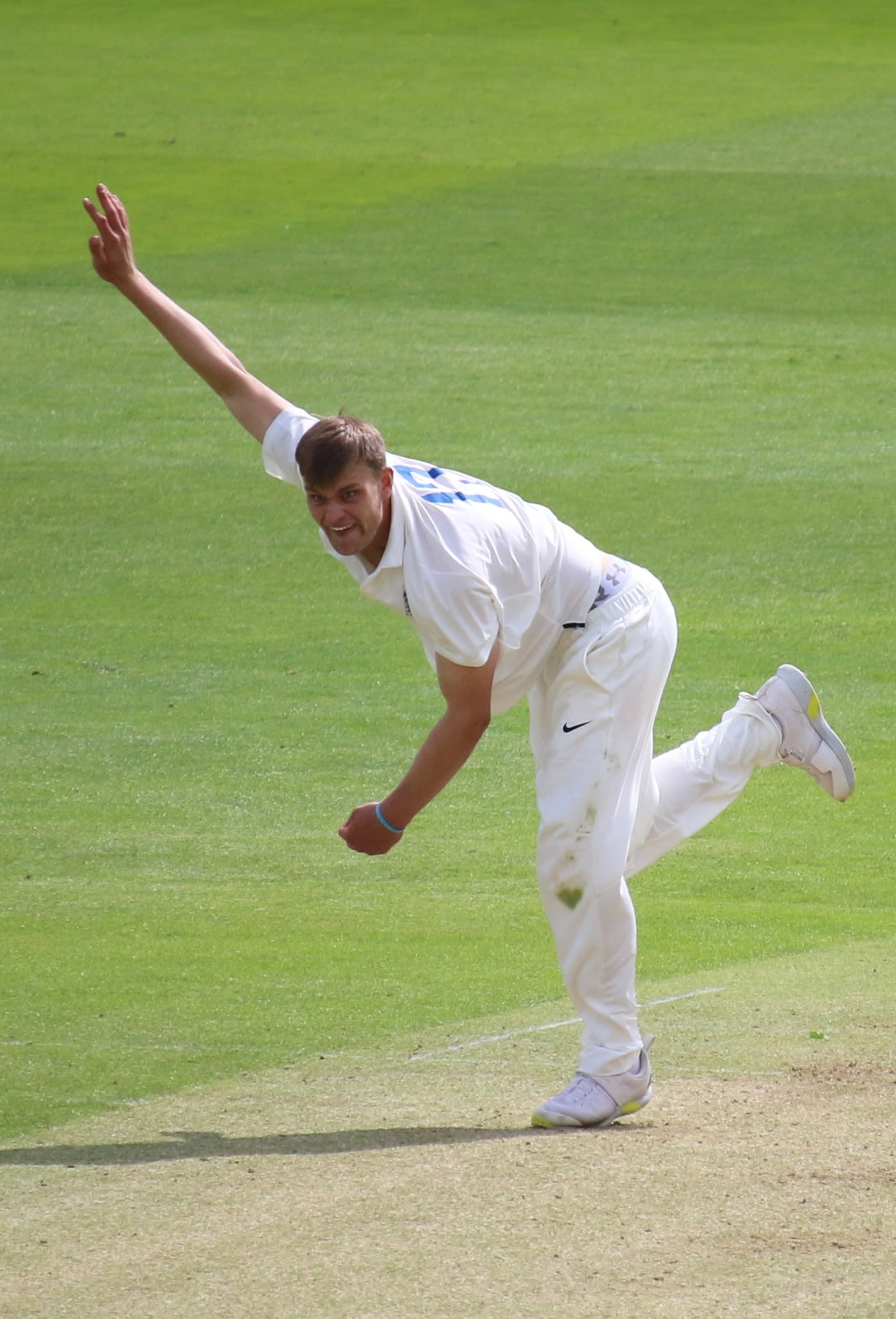 Ben Gibbon impressed with his left-arm seam on the first day at Chelmsford