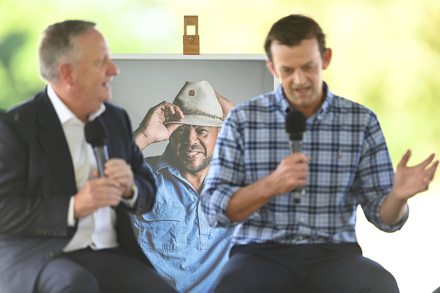 Ian Healy and Adam Gilchrist discuss Andrew Symonds