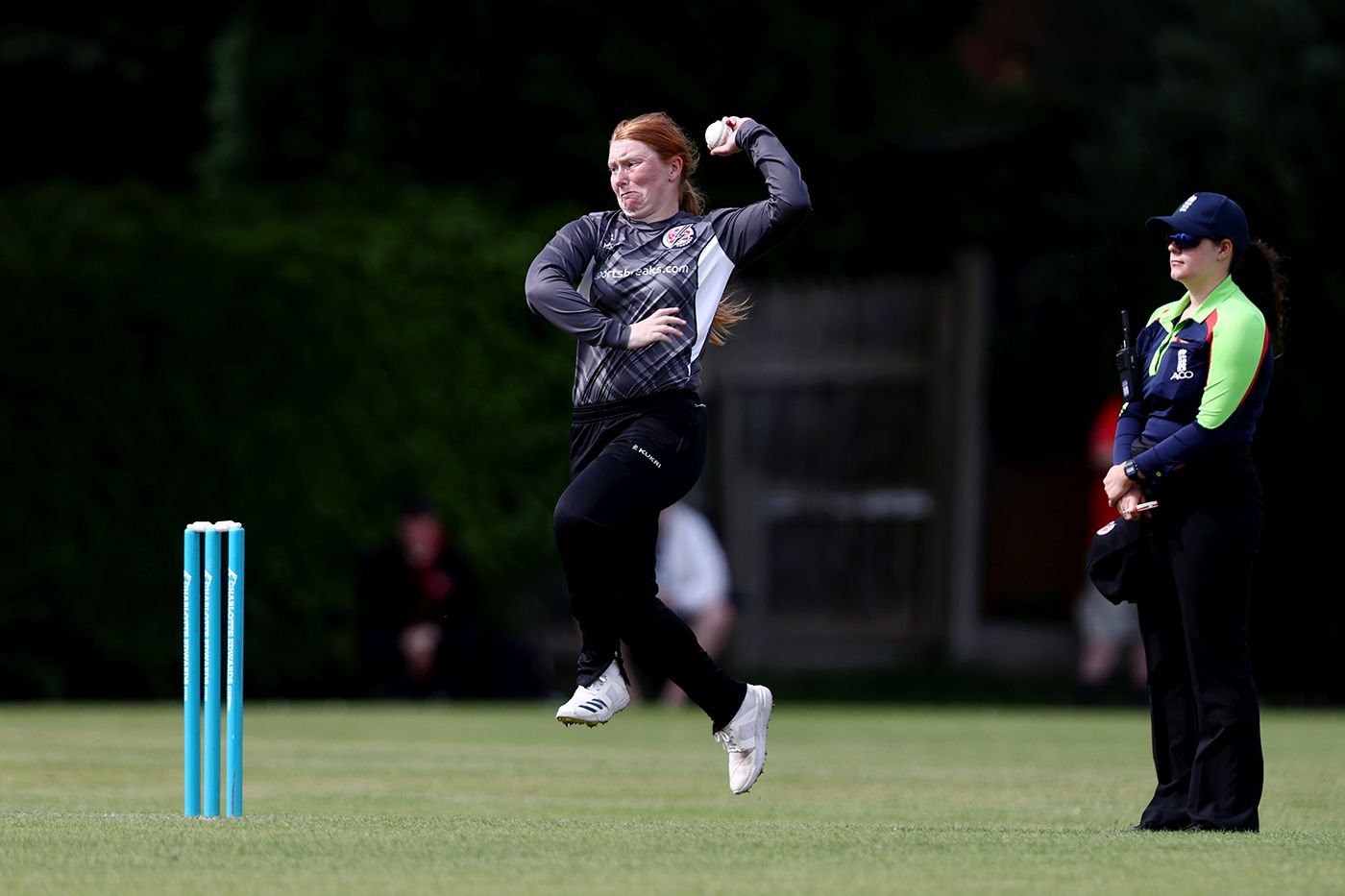 Hannah Jones in her bowling action
