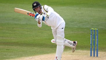 Ollie Price fifty under pressure helps Gloucestershire to dramatic win