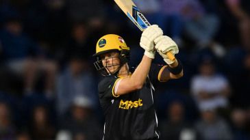 Sam Northeast leads thrilling chase as Glamorgan hunt down 341
