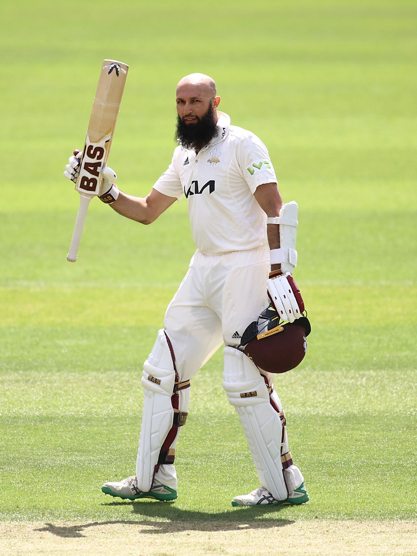Hashim Amla acknowledges his hundred