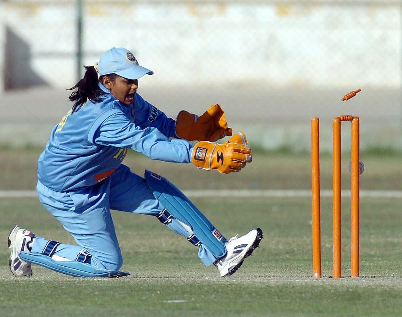 Karuna Nair attempts a run out