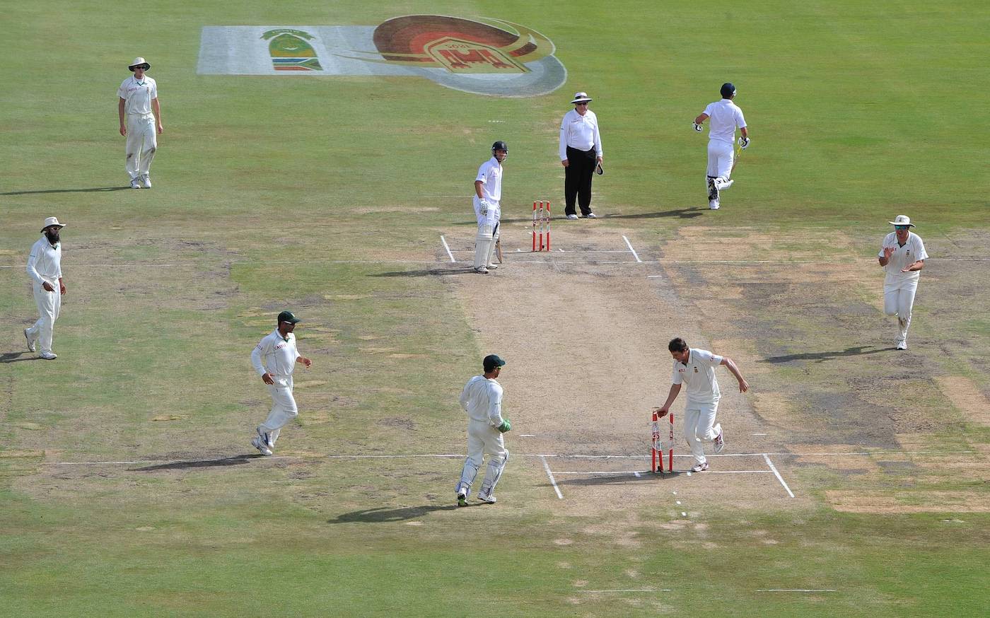 Kevin Pietersen is run out by Friedel de Wet as Jonathan Trott stands his ground
