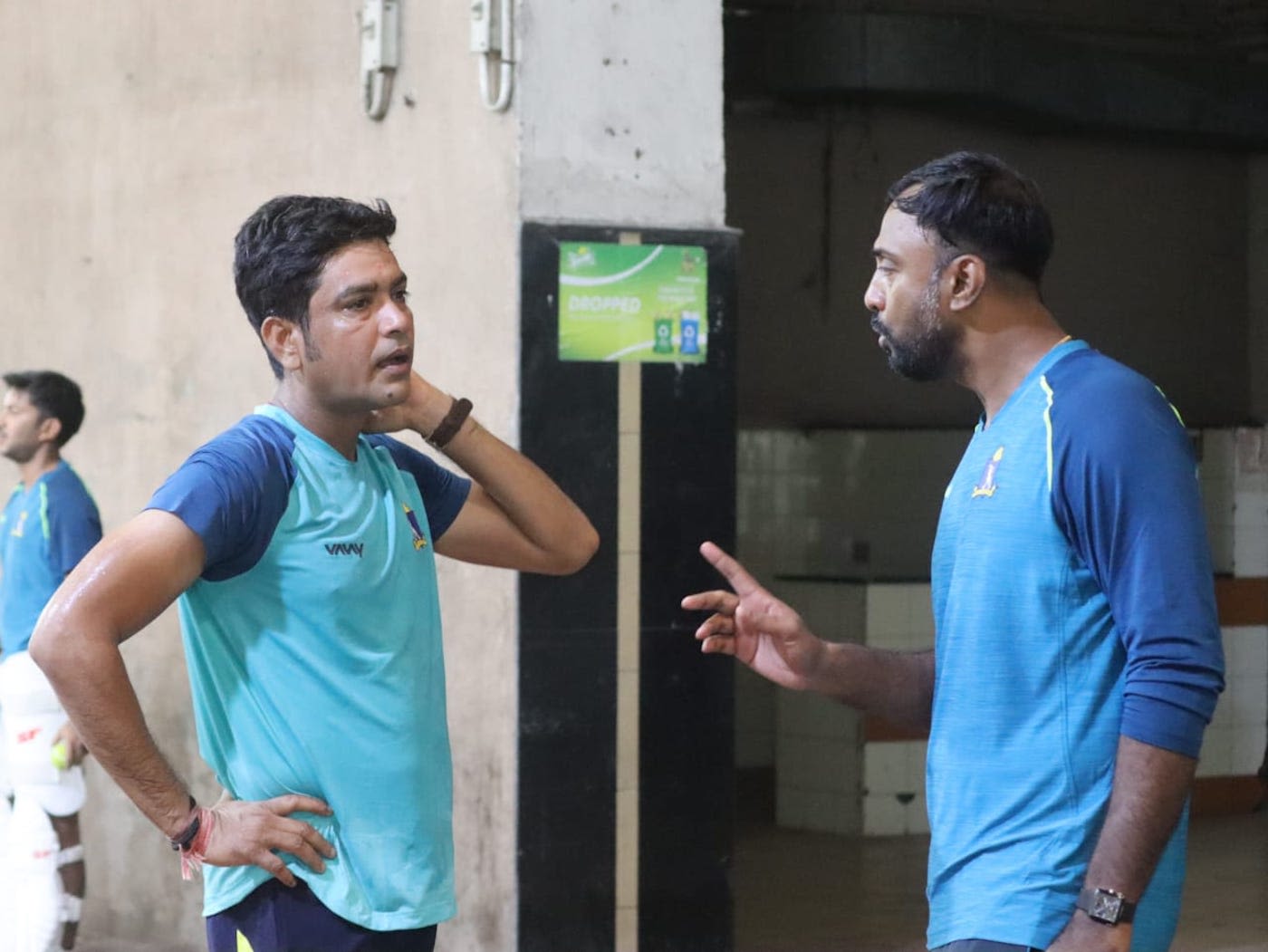 Laxmi Ratan Shukla and Saurasish Lahiri have a chat during Bengal's pre-season preparation