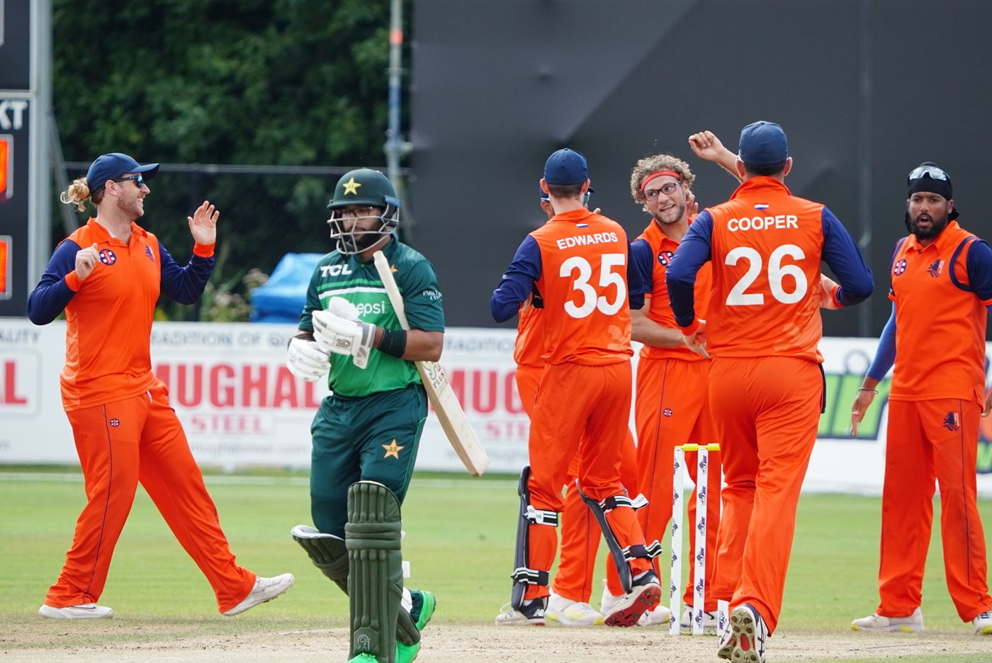 Vivian Kingma celebrates snagging Imam-ul-Haq