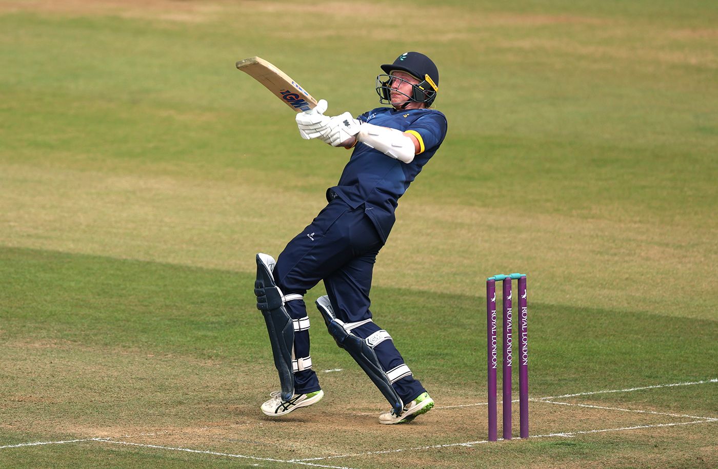 Harry Duke pulls during his innings of 85
