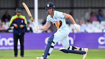 Reece rolls on as Derbyshire thrash Sussex