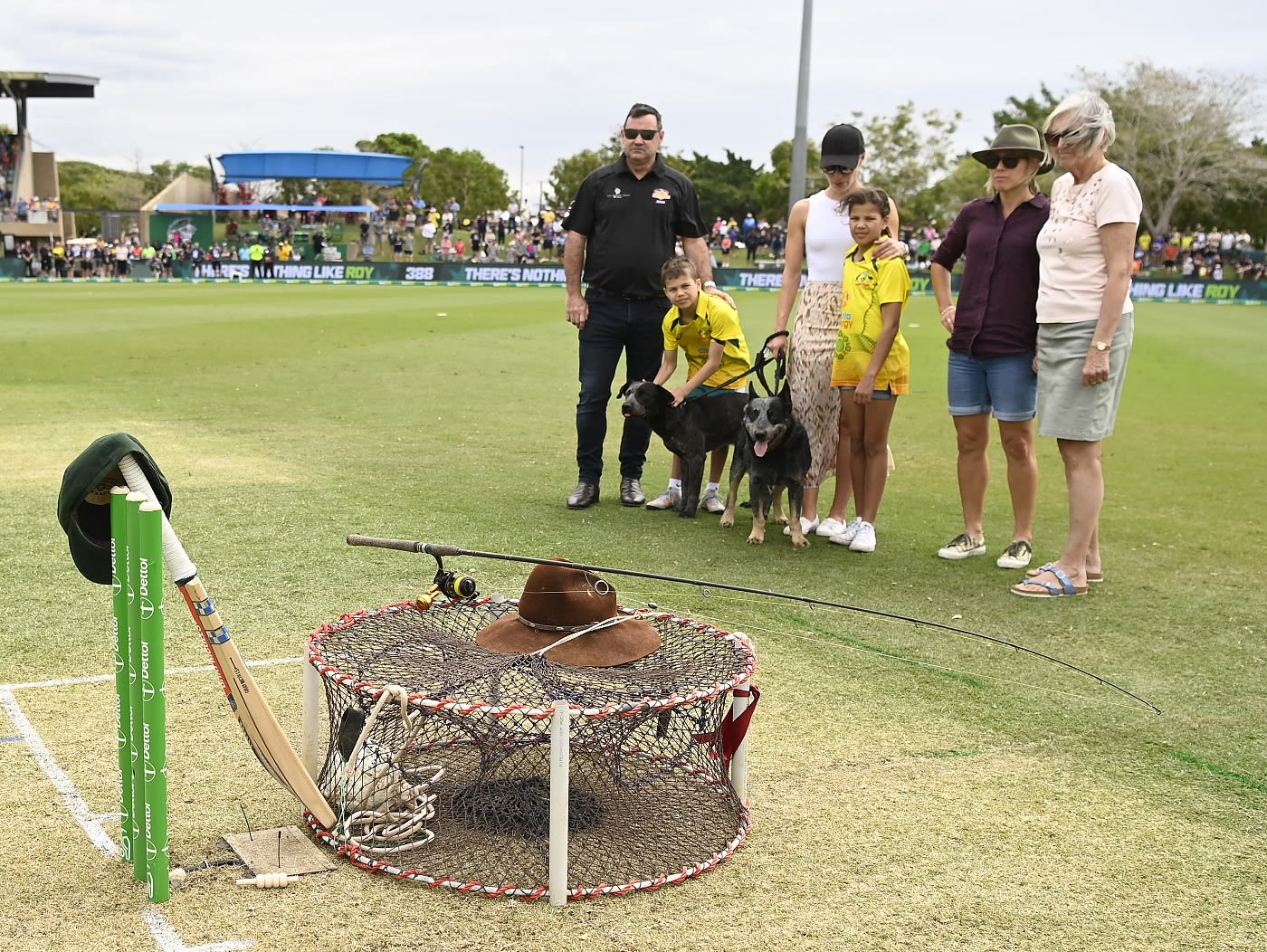 Andrew Symonds' family and friends honour him in Townsville