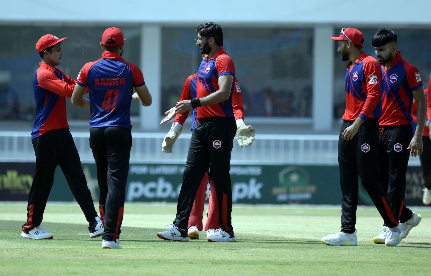 Sohail Tanvir struck early on