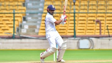 Jaymeet, Panchal frustrate Kerala as Gujarat eye lead