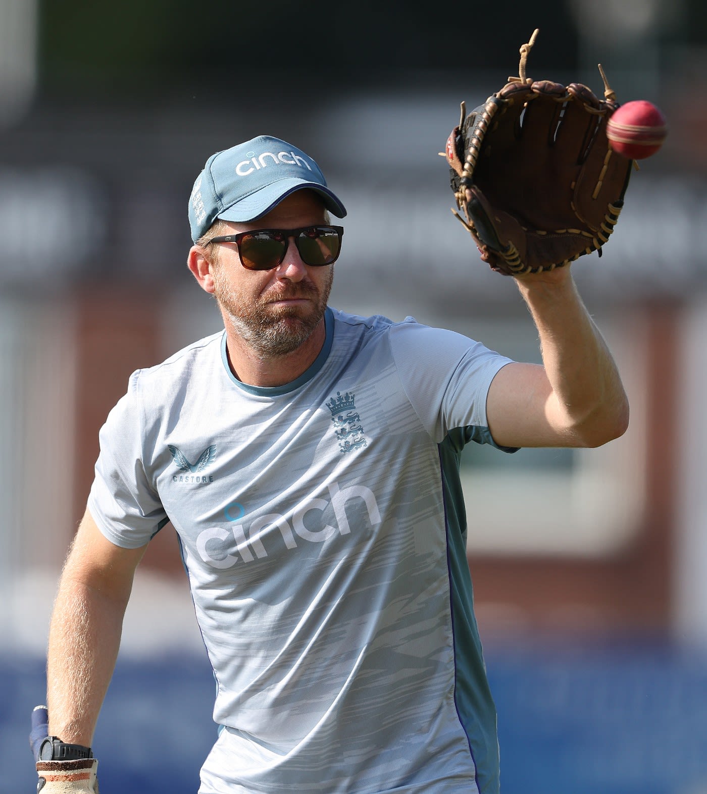 Richard Dawson is to fly home from England's tour of Pakistan after a groin injury