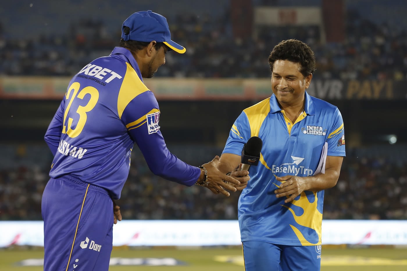Sachin Tendulkar and Tillakaratne Dilshan at the toss