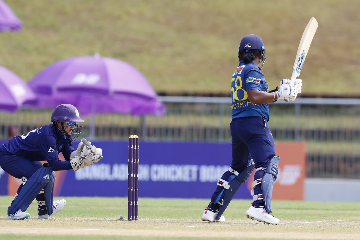 Chamari Athapaththu was caught by wicketkeeper Nannapat Koncharoenkai