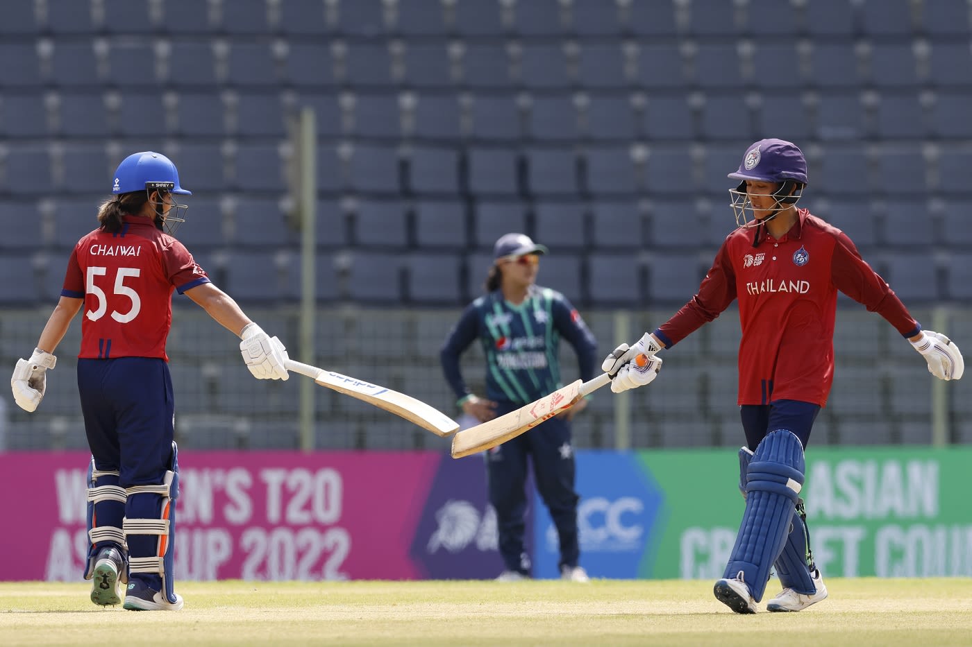 Naruemol Chaiwai and Natthakan Chantham added 42 runs for the third wicket