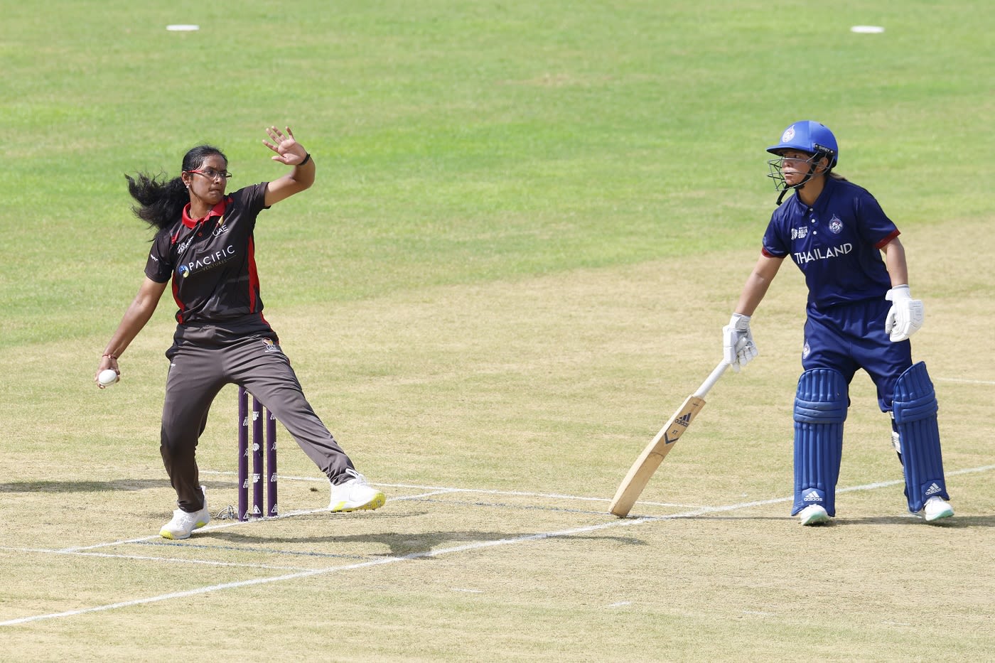 Vaishnave Mahesh bowls