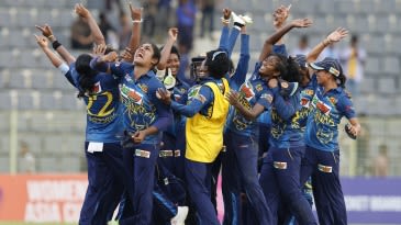 Gunaratne and Kanchana earn recalls in Sri Lanka's T20 World Cup squad