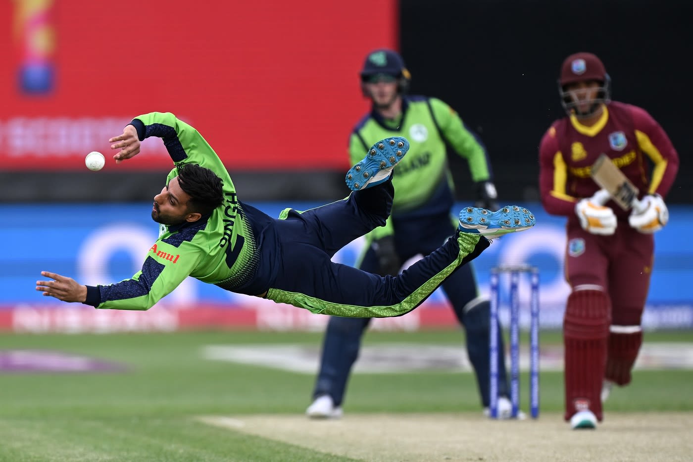 Simi Singh hurt himself trying to take an acrobatic catch