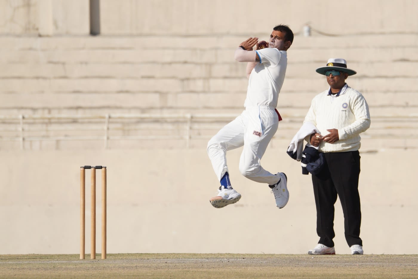 Siddarth Kaul bowls