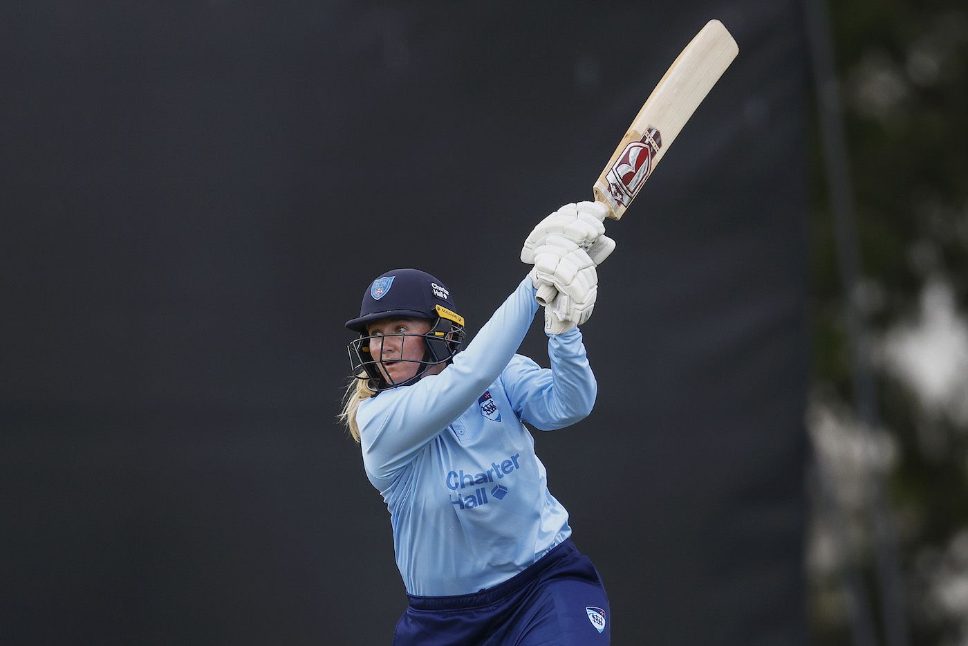 Sammy-Jo Johnson goes after the ball