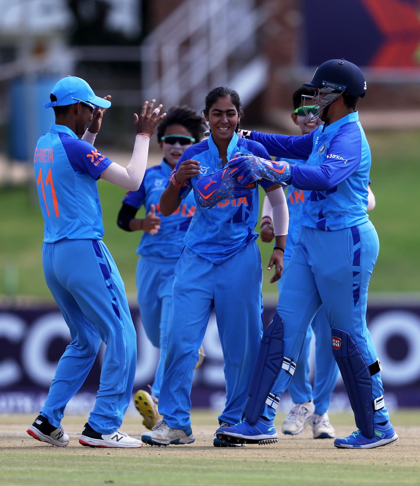 Parshavi Chopra outfoxed Vishmi Gunaratne with a googly