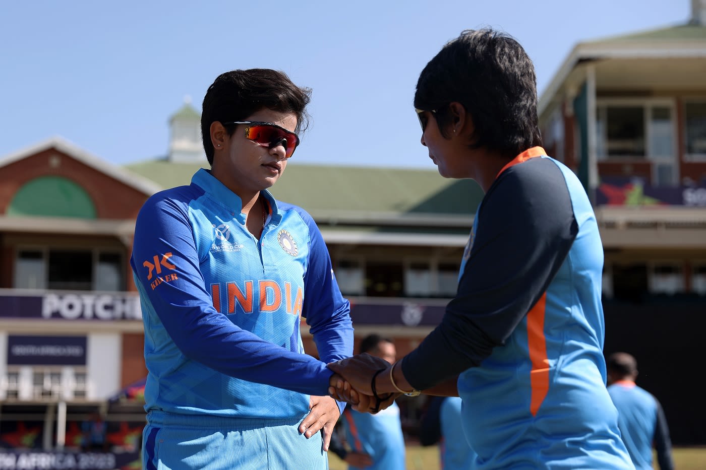 Shafali Verma and Nooshin Al Khadeer chat before the toss