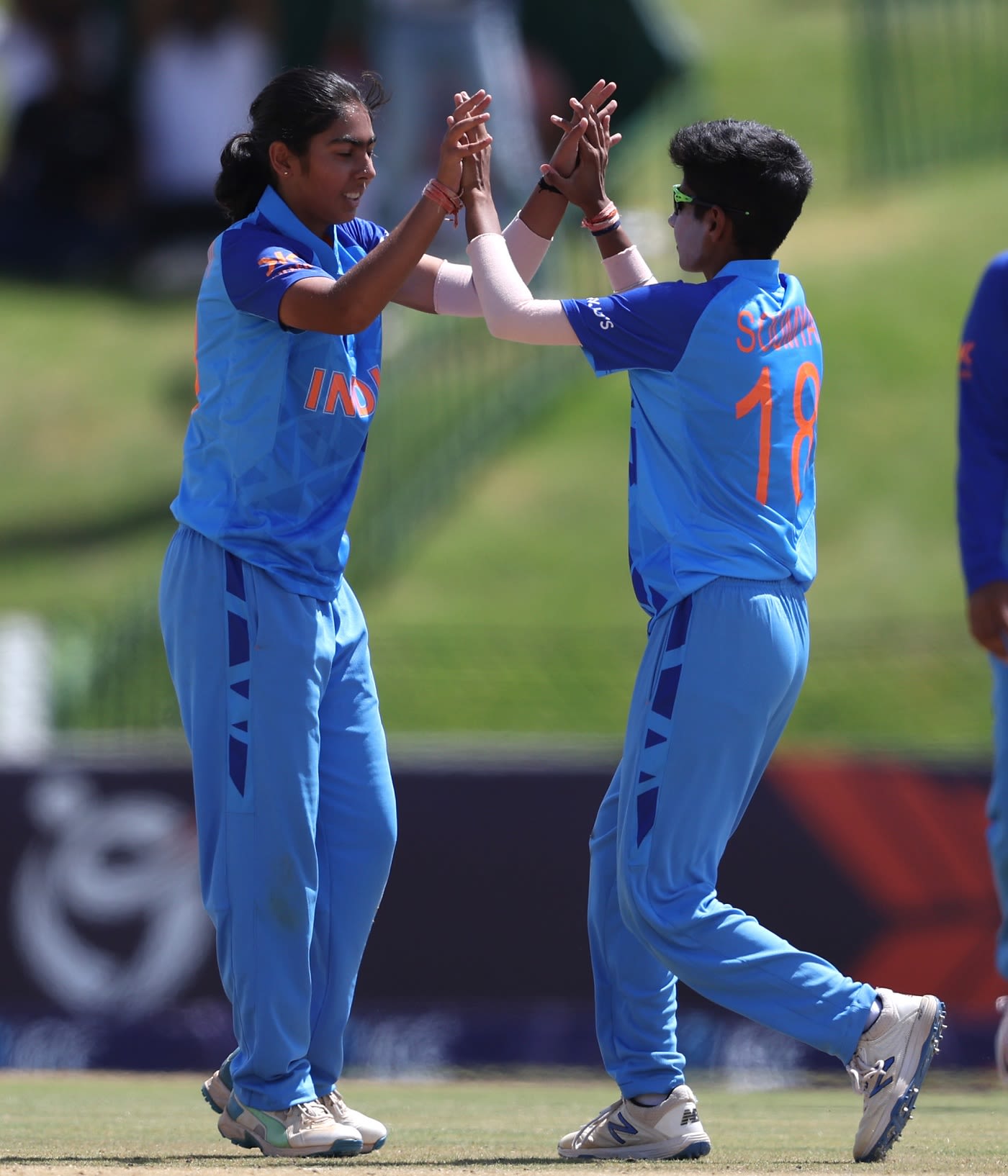 Parshavi Chopra celebrates a wicket with Soumya Tiwari