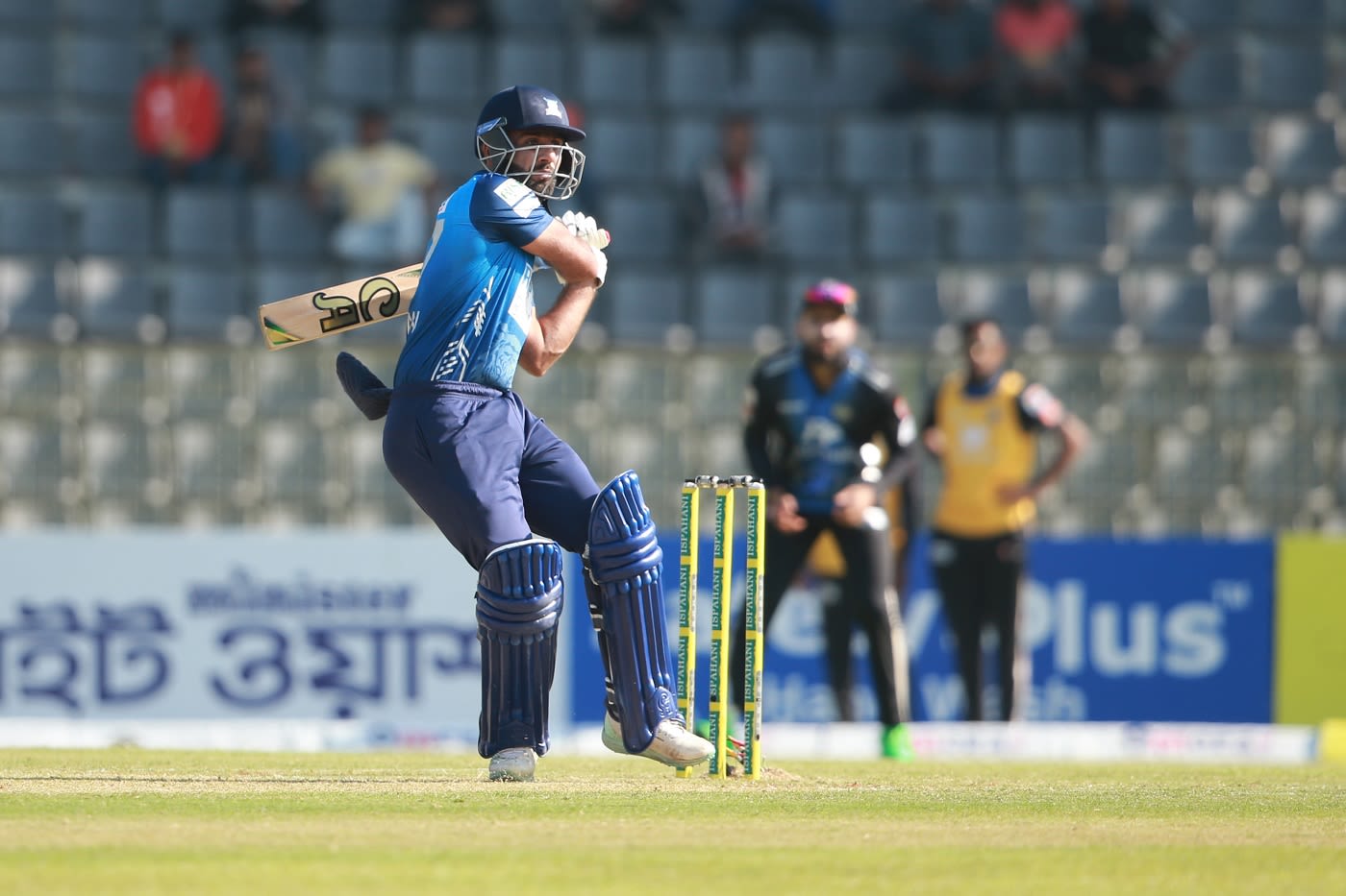 Usman Ghani scored 73 off 55 balls to take Dhaka Dominators to 144 for 5