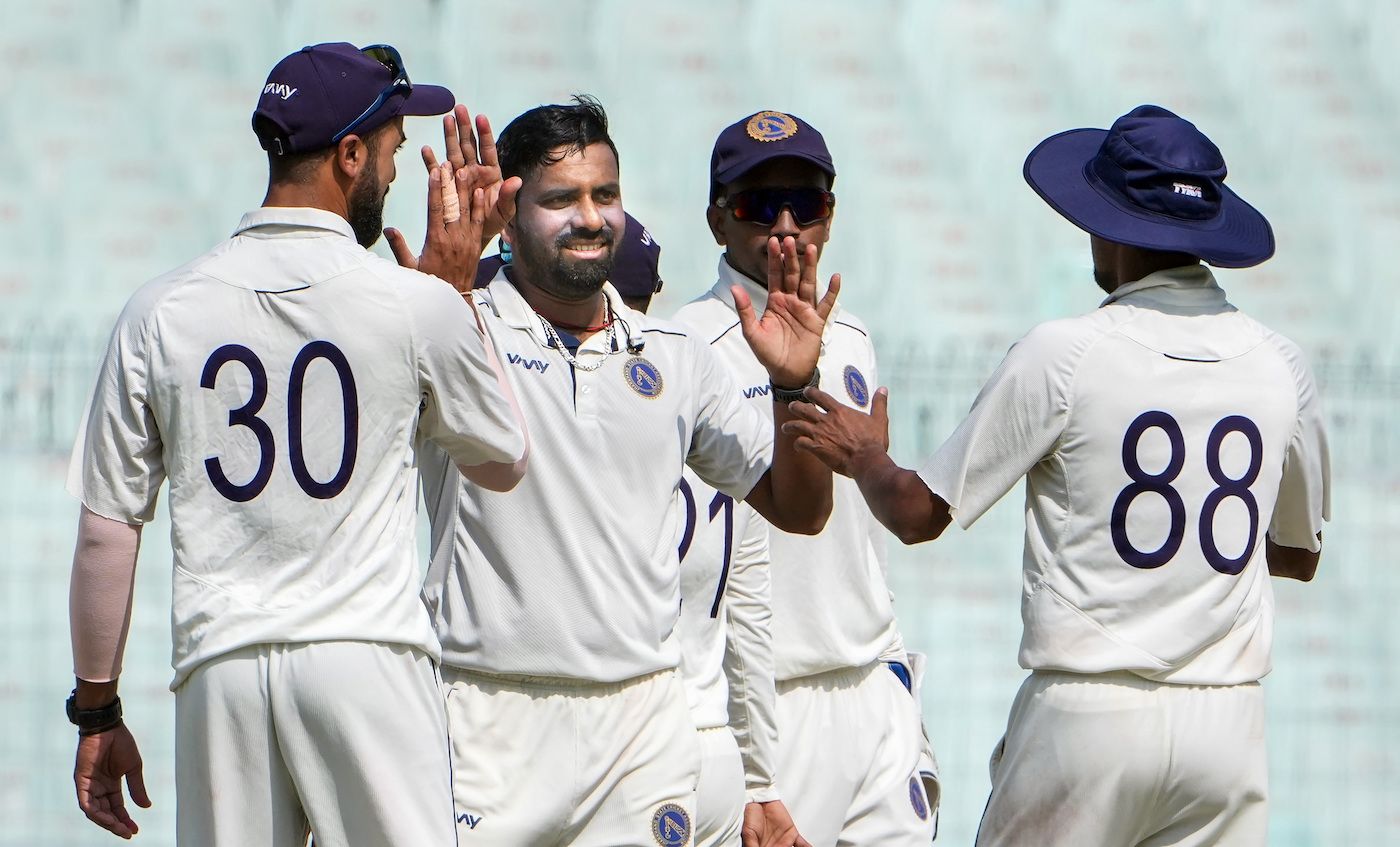 Ashish Kumar picked up three wickets in the Bengal first innings
